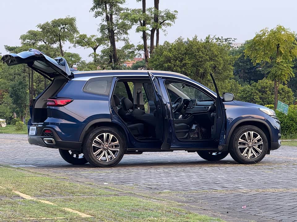 Chery Tiggo 8