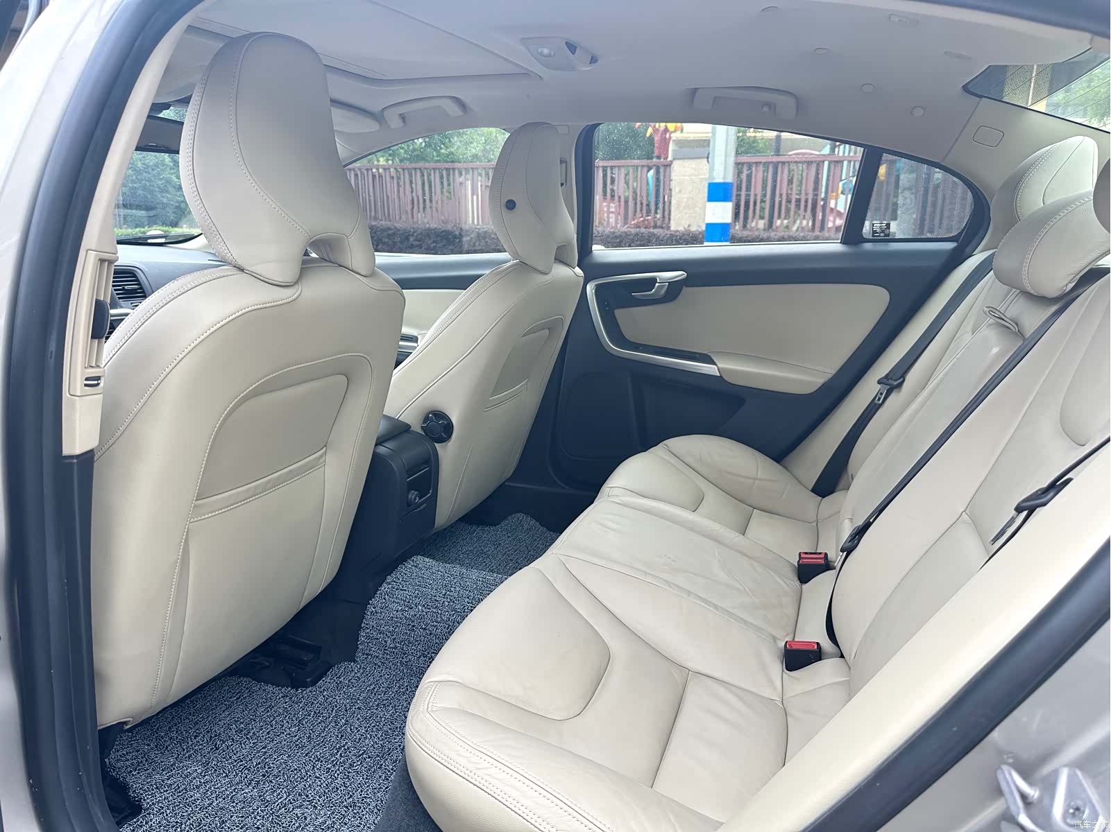 Volvo S60, 2014 12