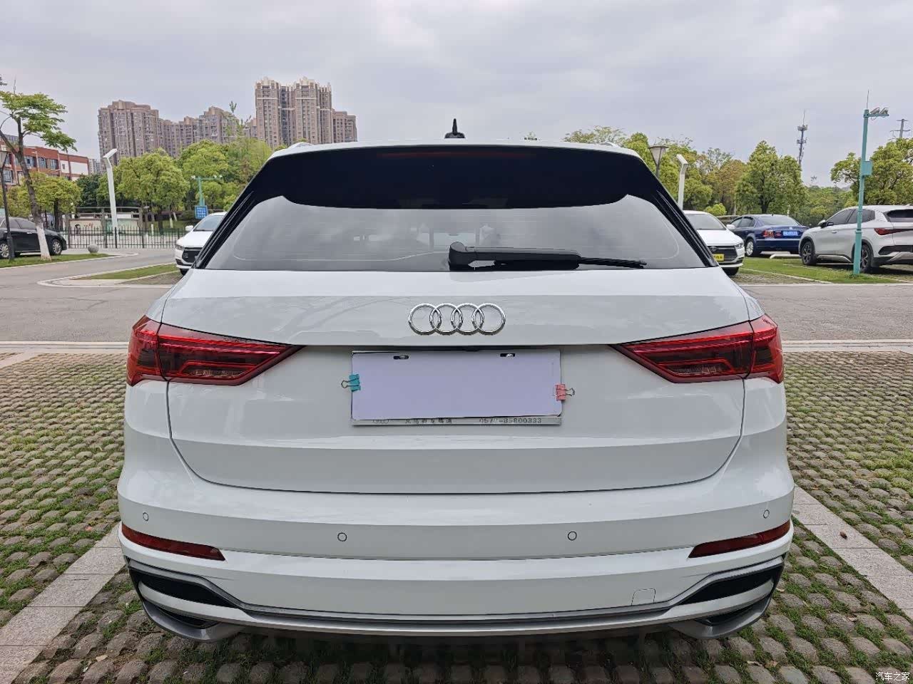Audi Q3, 2022 все фото