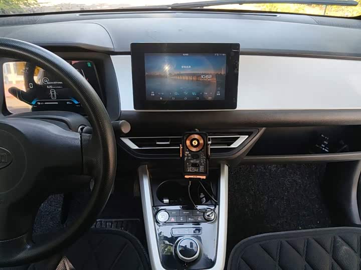 BYD e2 2019 biao zhun xu hang ban yue · biao zhun xing