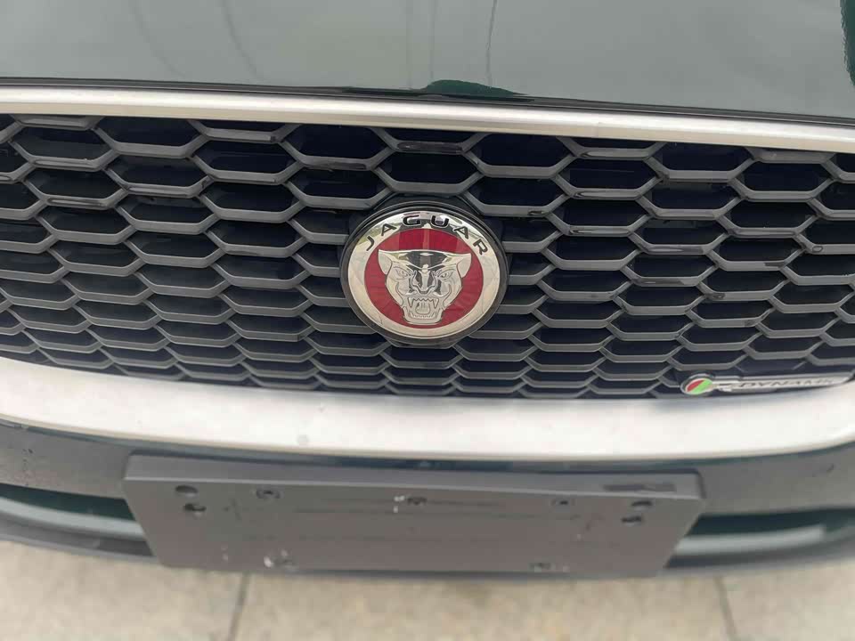 Jaguar XEL Jaguar XEL