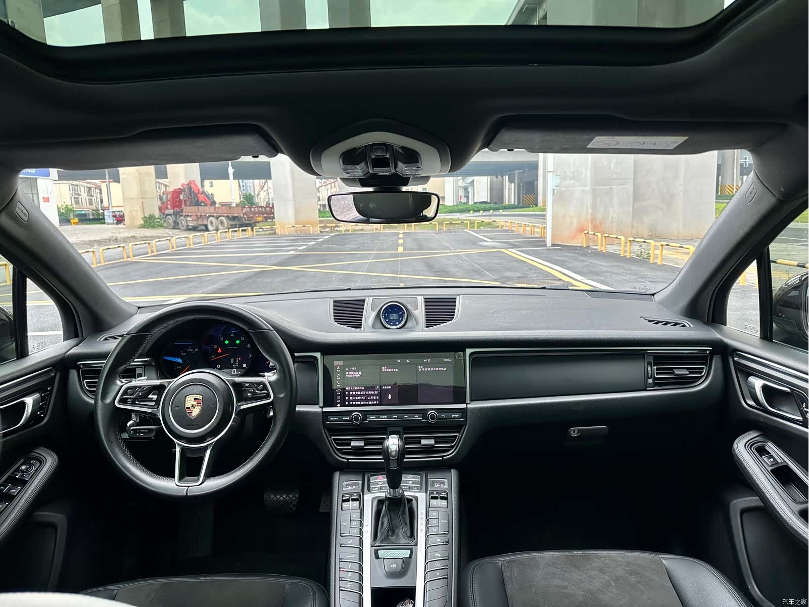 Porsche Macan, 2020 9