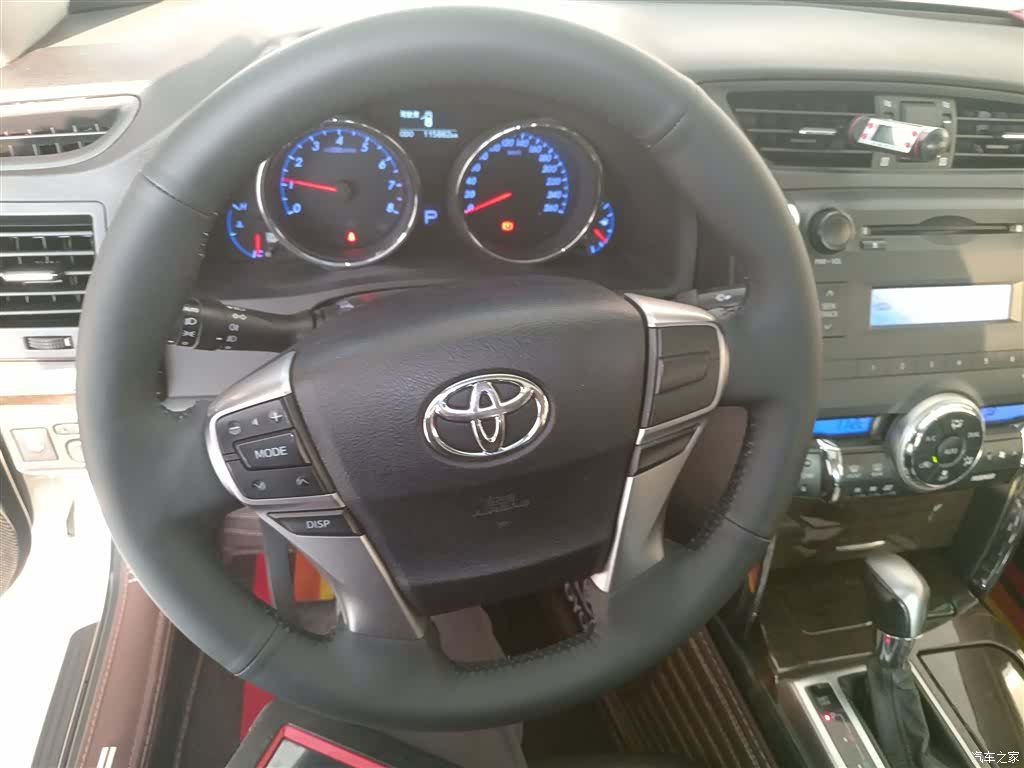 Toyota 2.5V, 2016 11