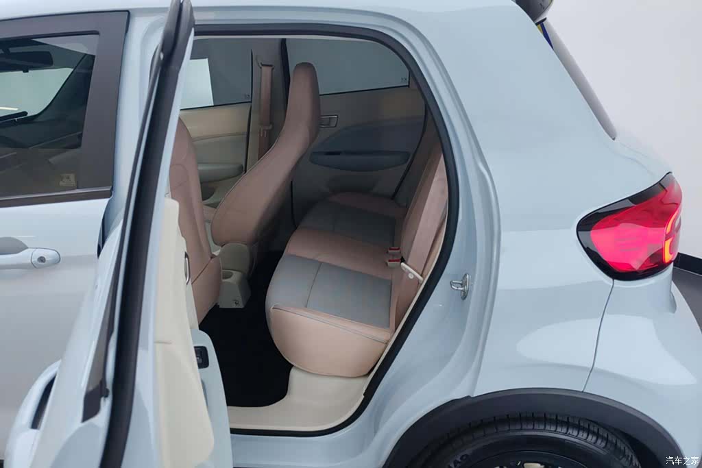 Leapmotor T03, 2023 11