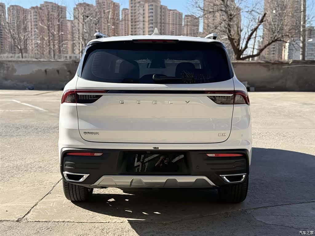 Geely Haoyue, 2022 15