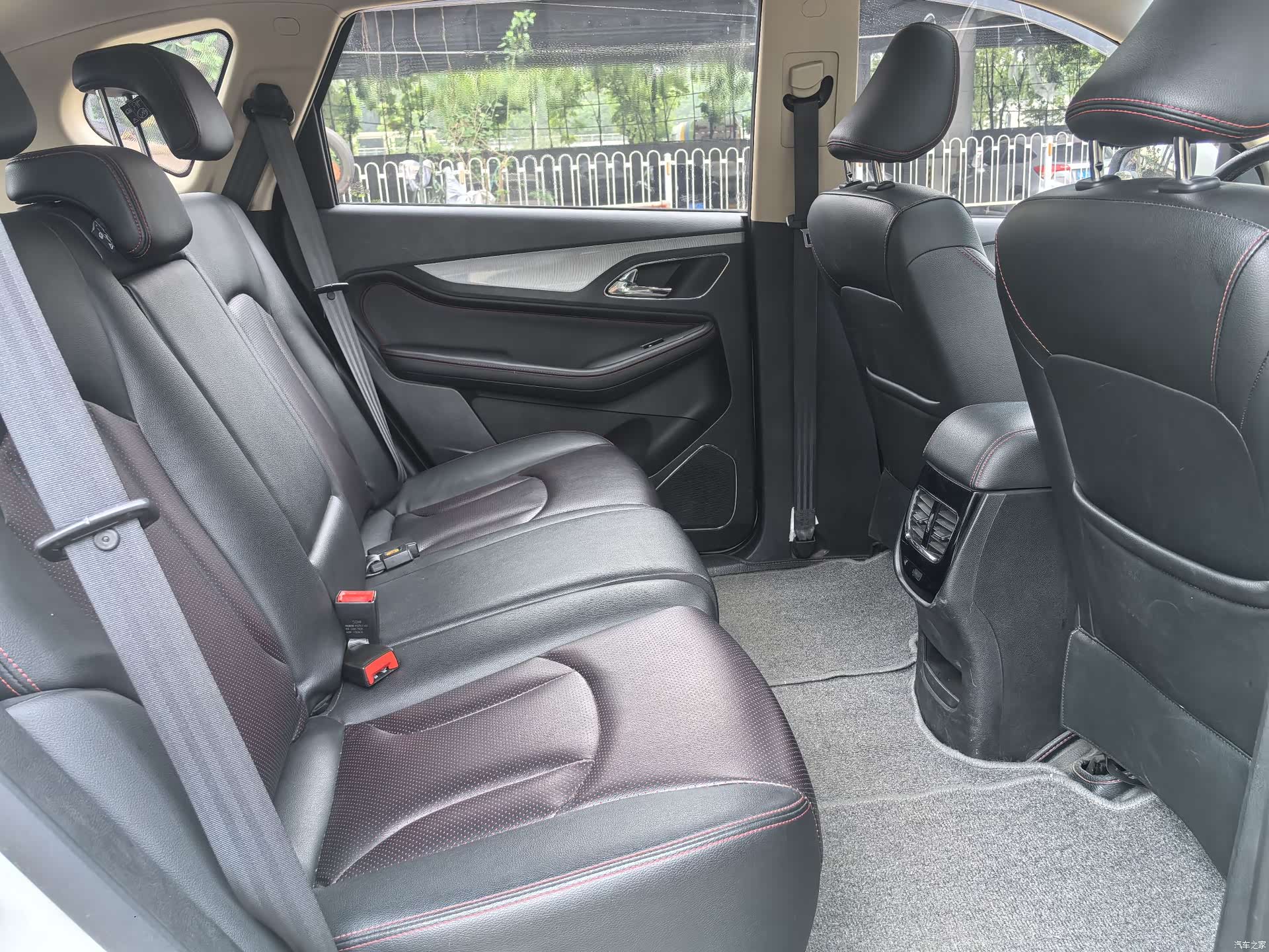 Wuling 560, 2015 12
