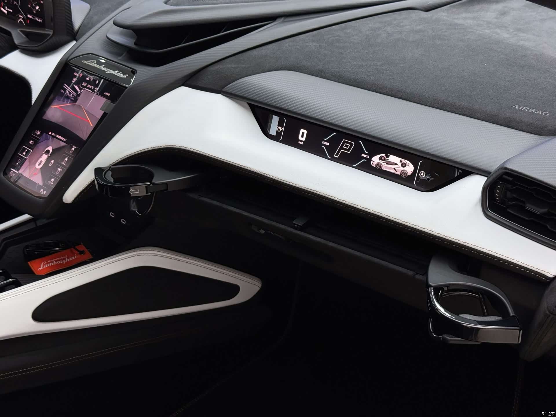 Lamborghini Revuelto, 2025 26