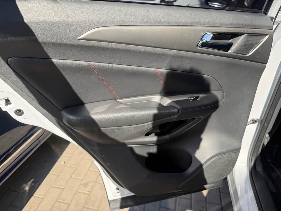 Changan CS75 2017, фото 10