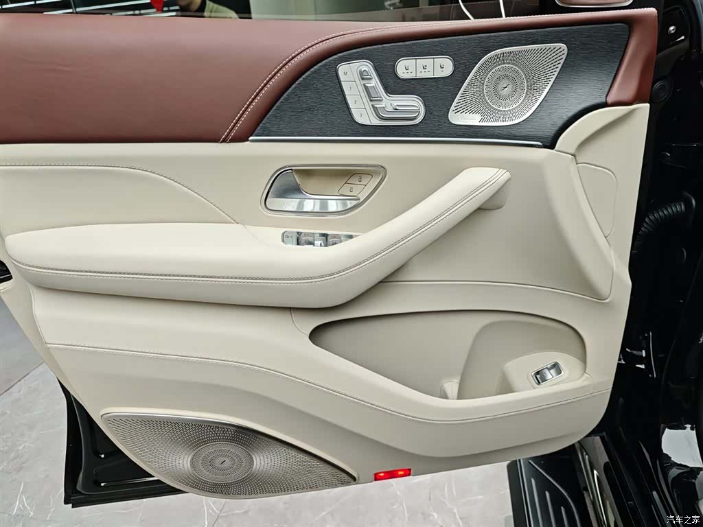 Maybach GLS, 2025 все фото