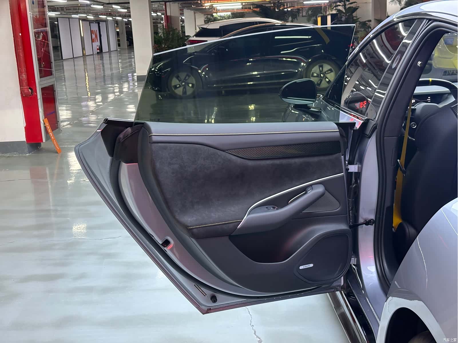 Xiaomi SU7, 2025 8