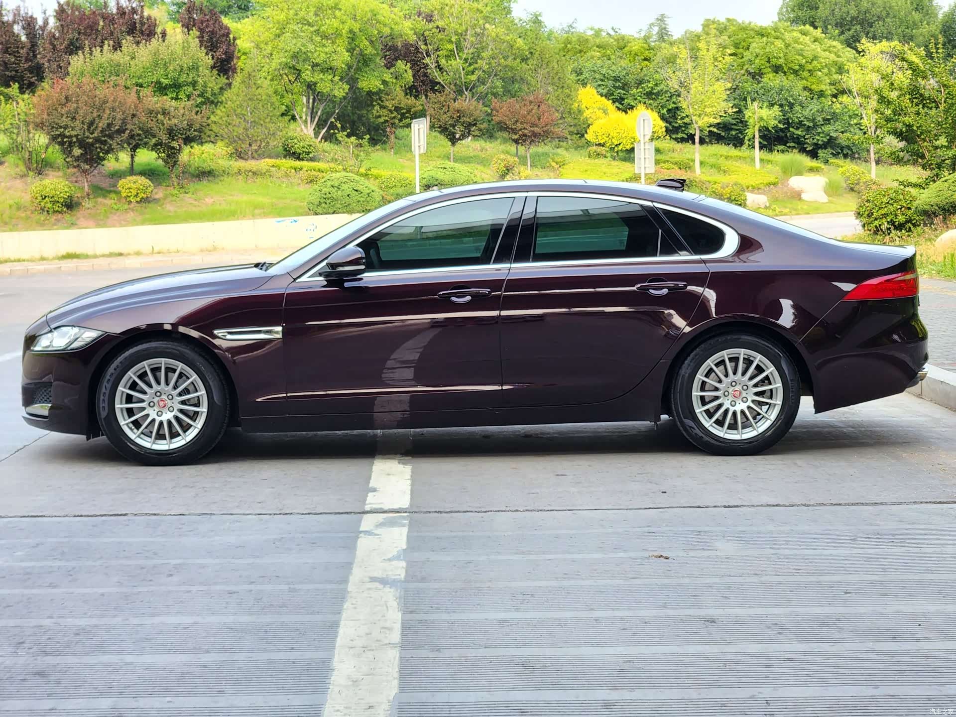 Jaguar XF, 2016 2