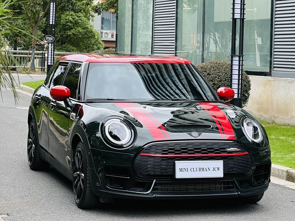 MINI JCW CLUBMAN