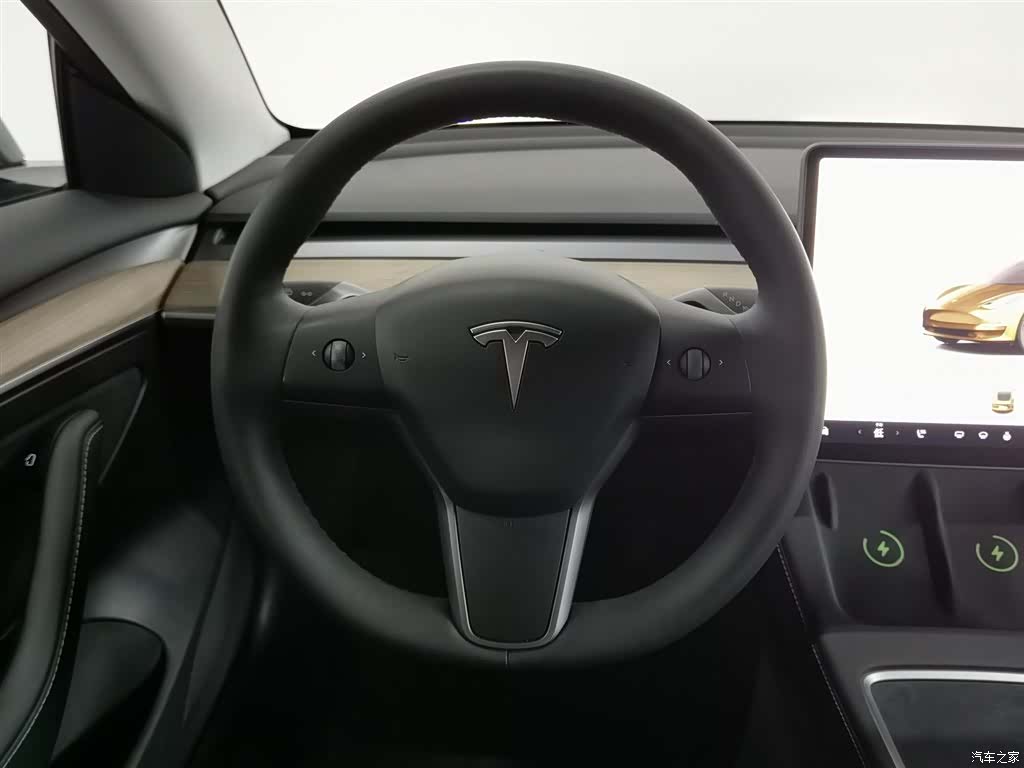 Tesla Model 3, 2023 11