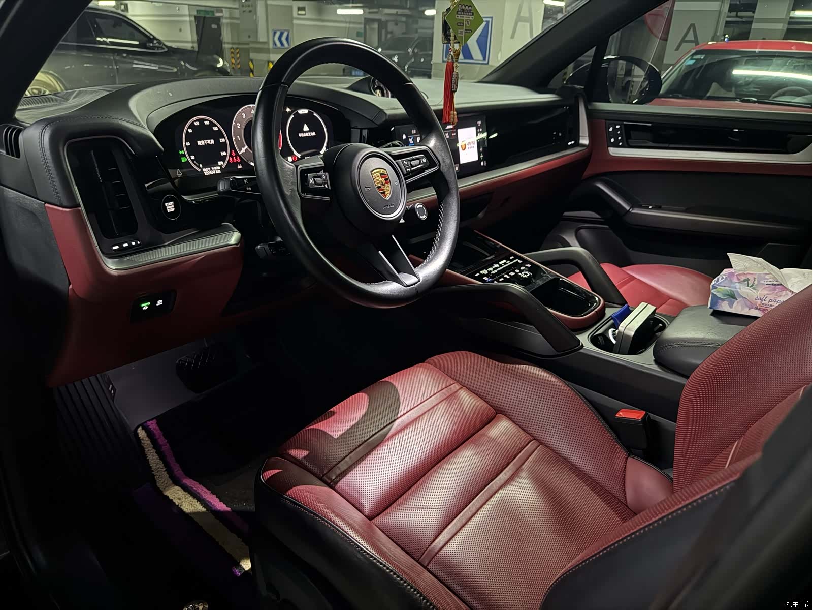 Porsche Cayenne, 2023 4