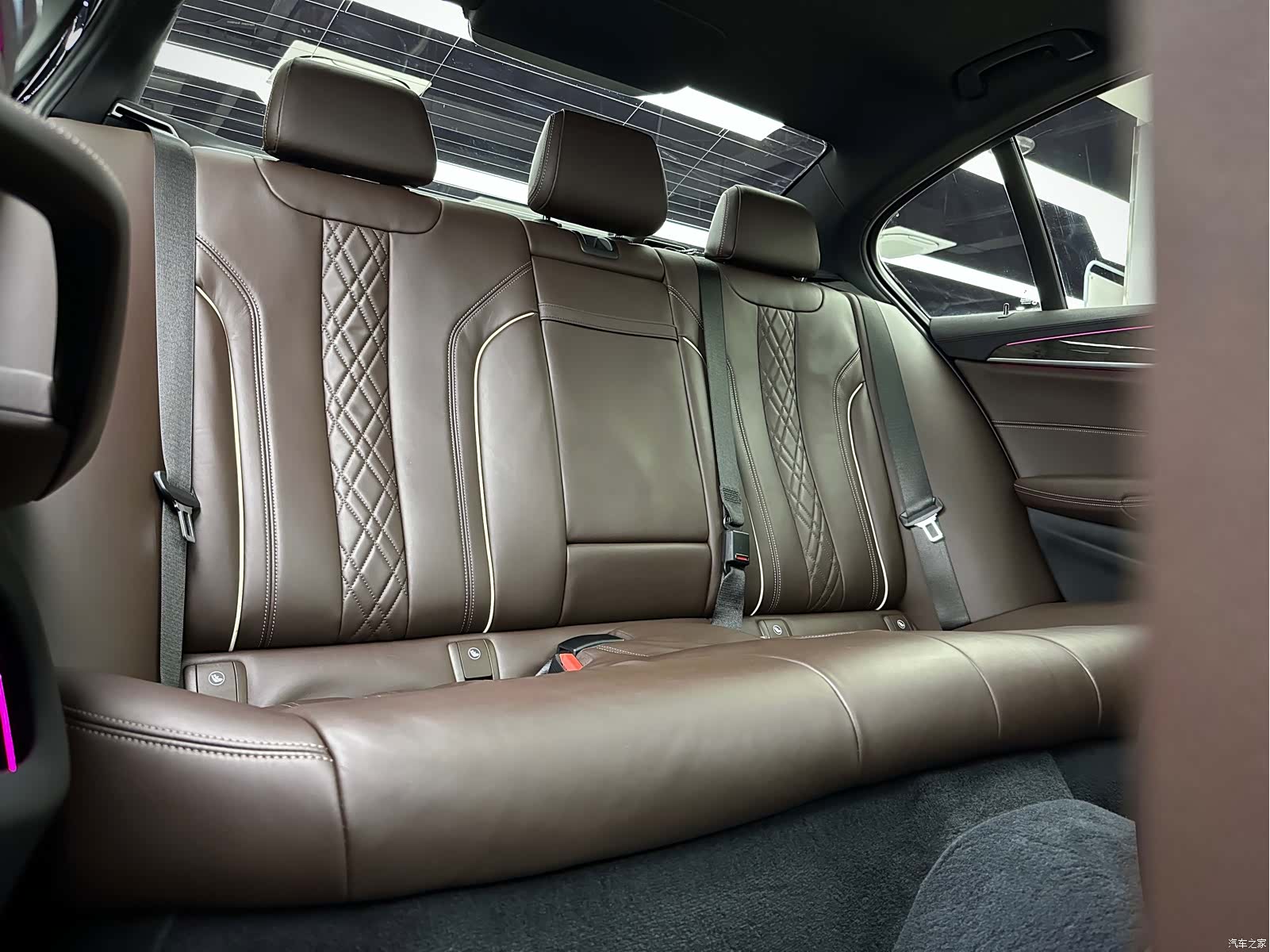 BMW 5 Series, 2018 16