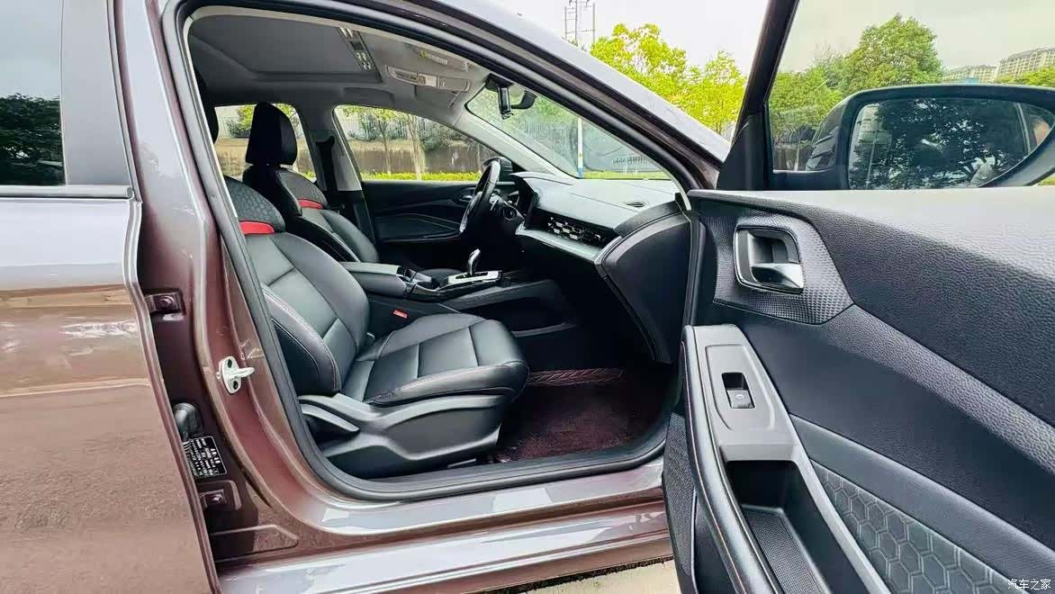 MG MG5, 2021 все фото