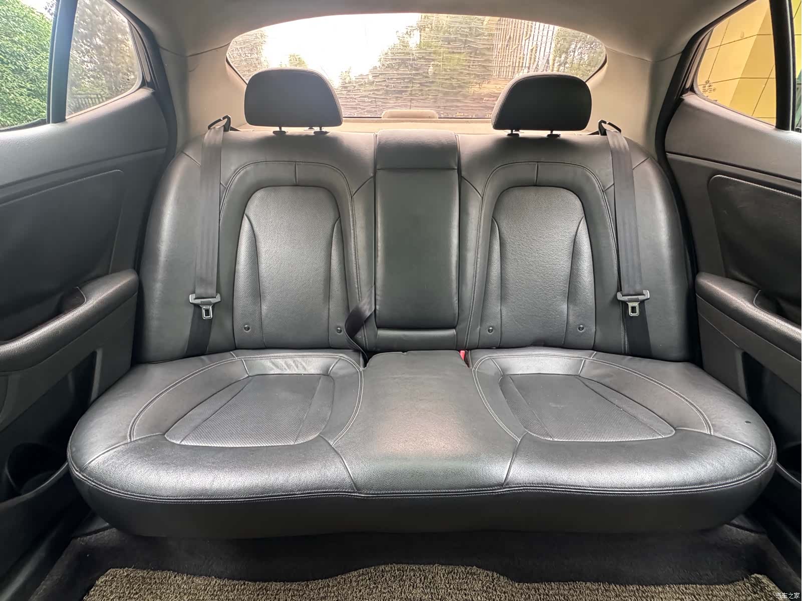 Kia K5, 2011 22