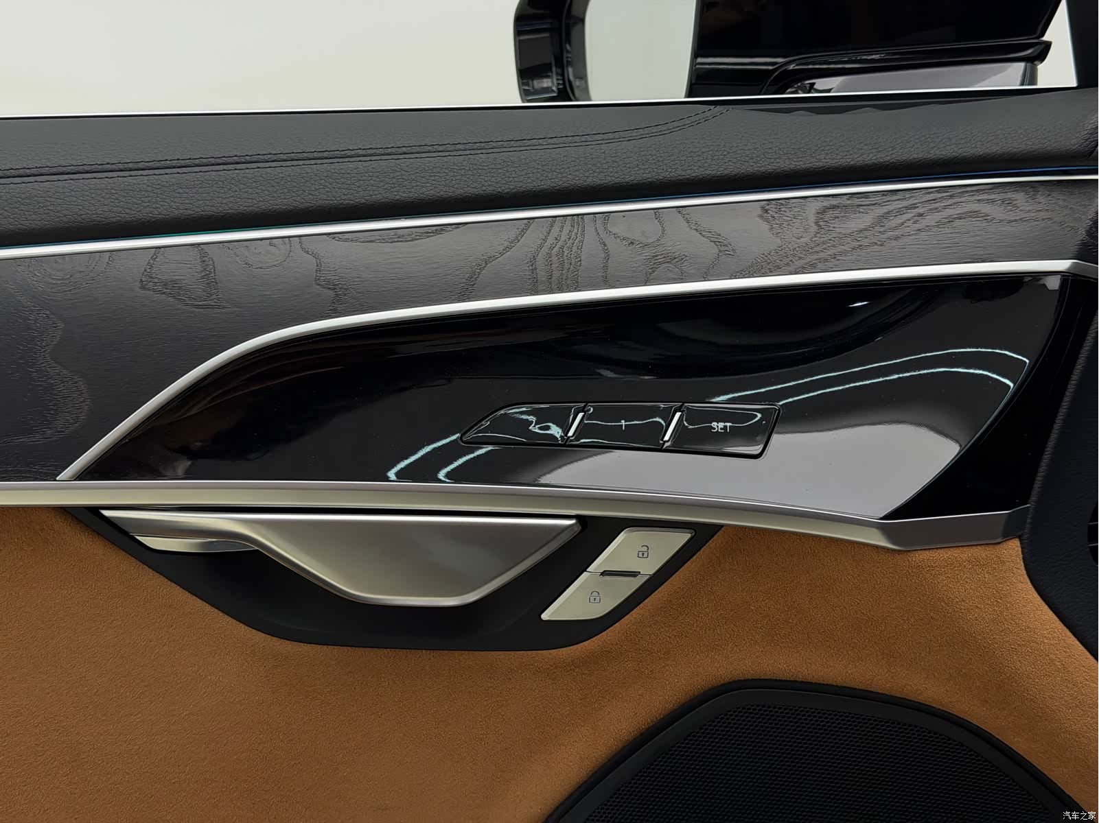 Audi A8L, 2024 12