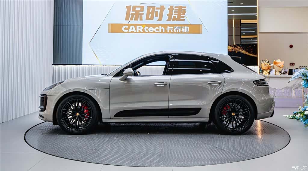Porsche Macan, 2023 3