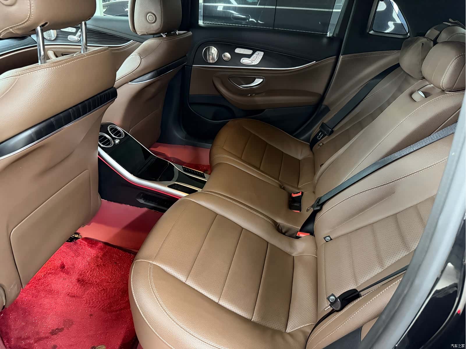 Mercedes-Benz E-Class, 2022 6