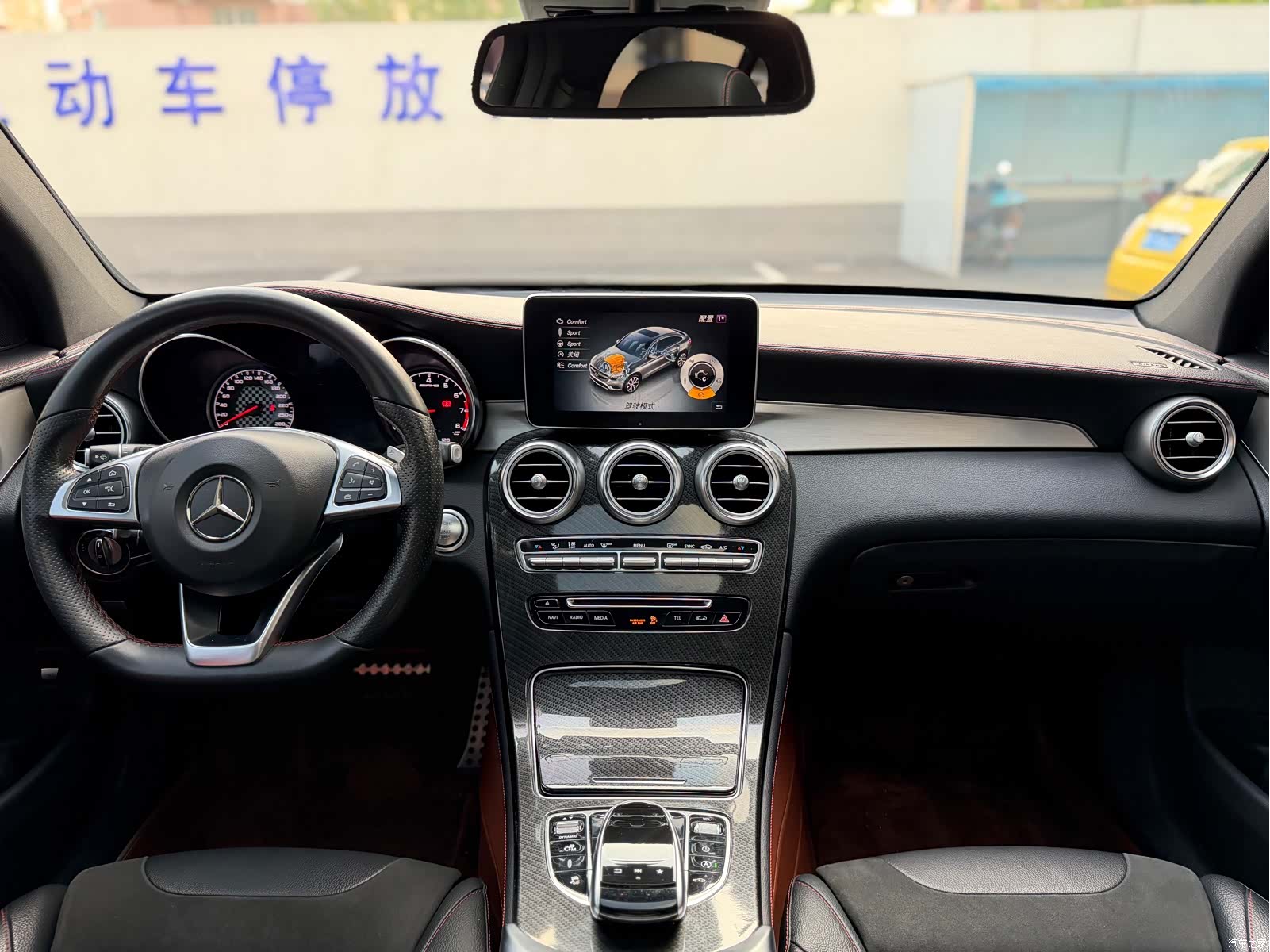 Mercedes-Benz GLC, 2018 10