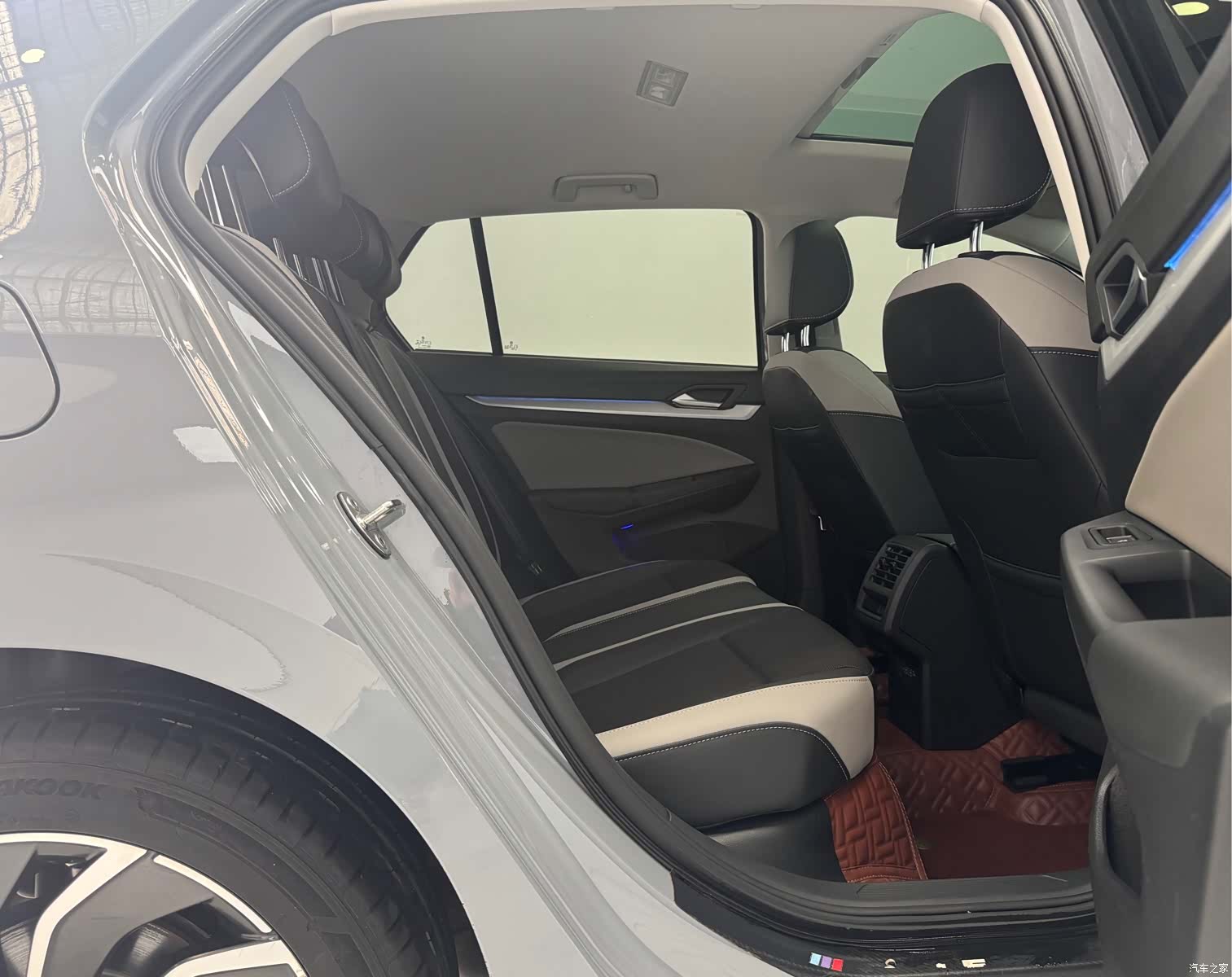 Volkswagen Golf, 2022 13