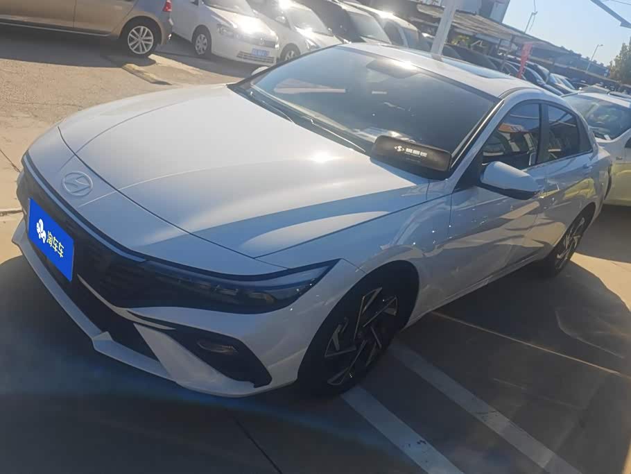 Hyundai Elantra 2023 1.5L CVT GLX Elite