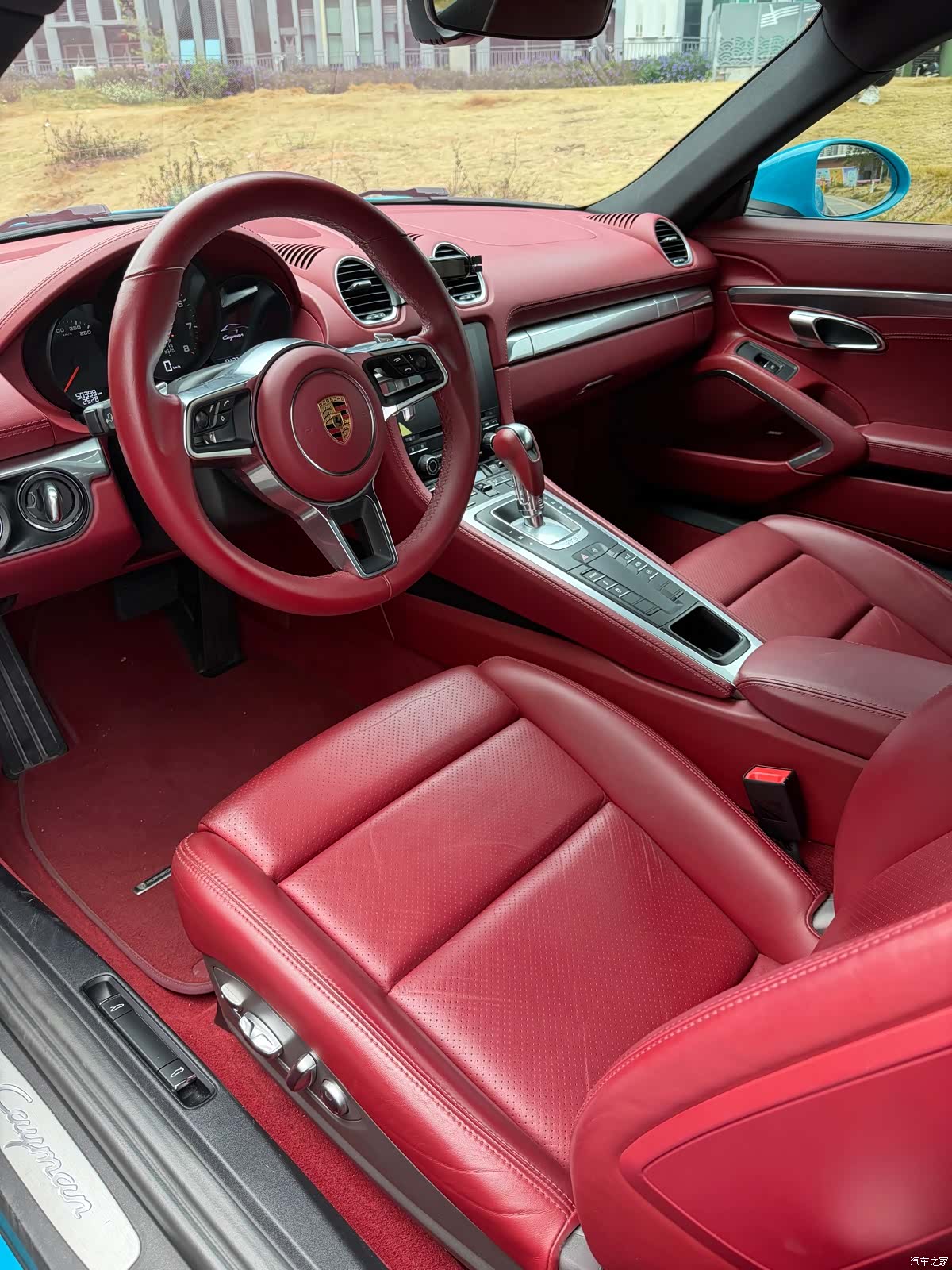 Porsche Cayman, 2019 9