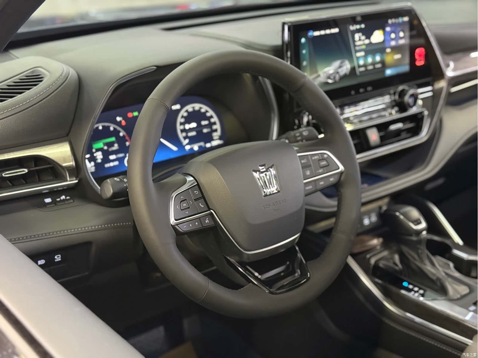 Toyota Crown, 2025 7