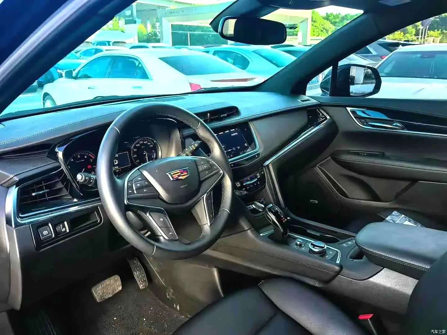 Cadillac XT5, 2023 10