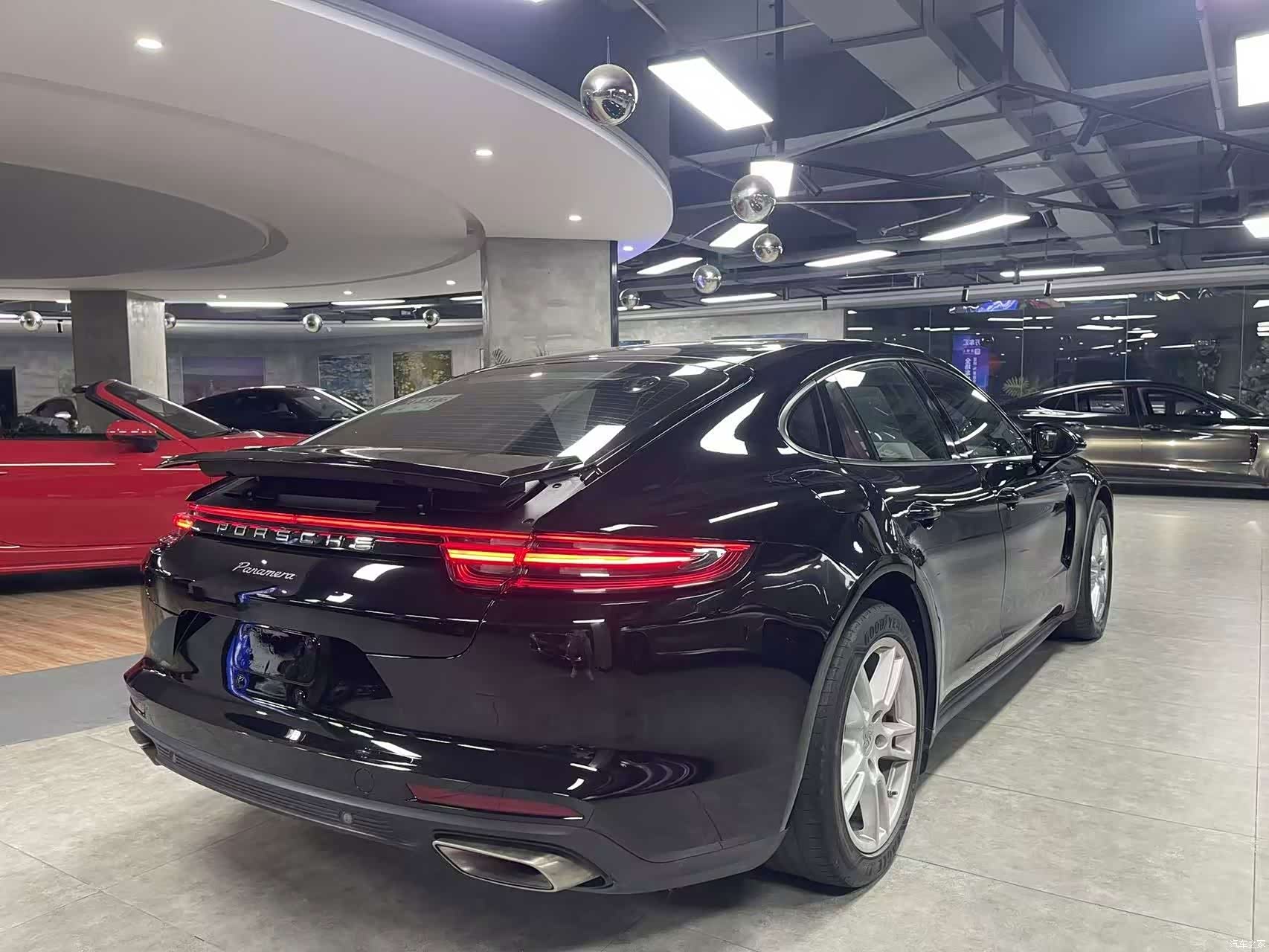 Porsche Panamera, 2018 2