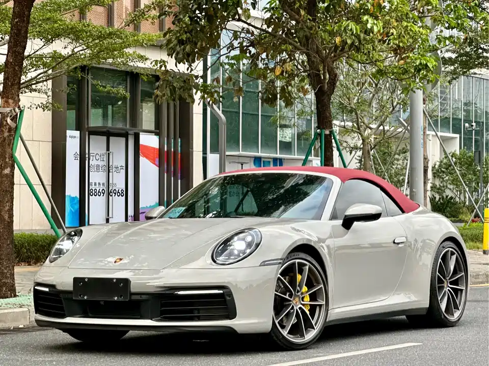Porsche 911