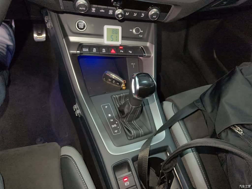 Audi Q3, 2021 14