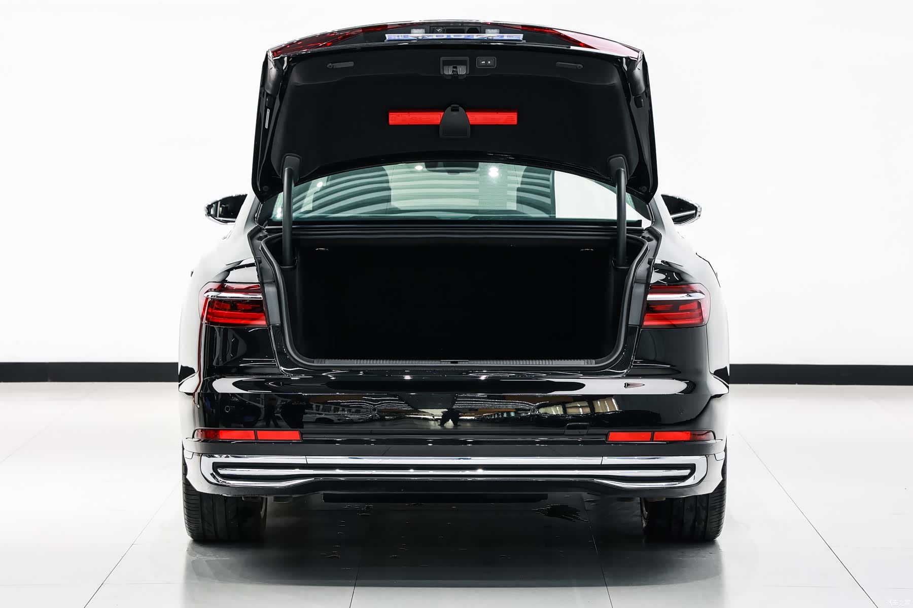 Audi A8L, 2022 15