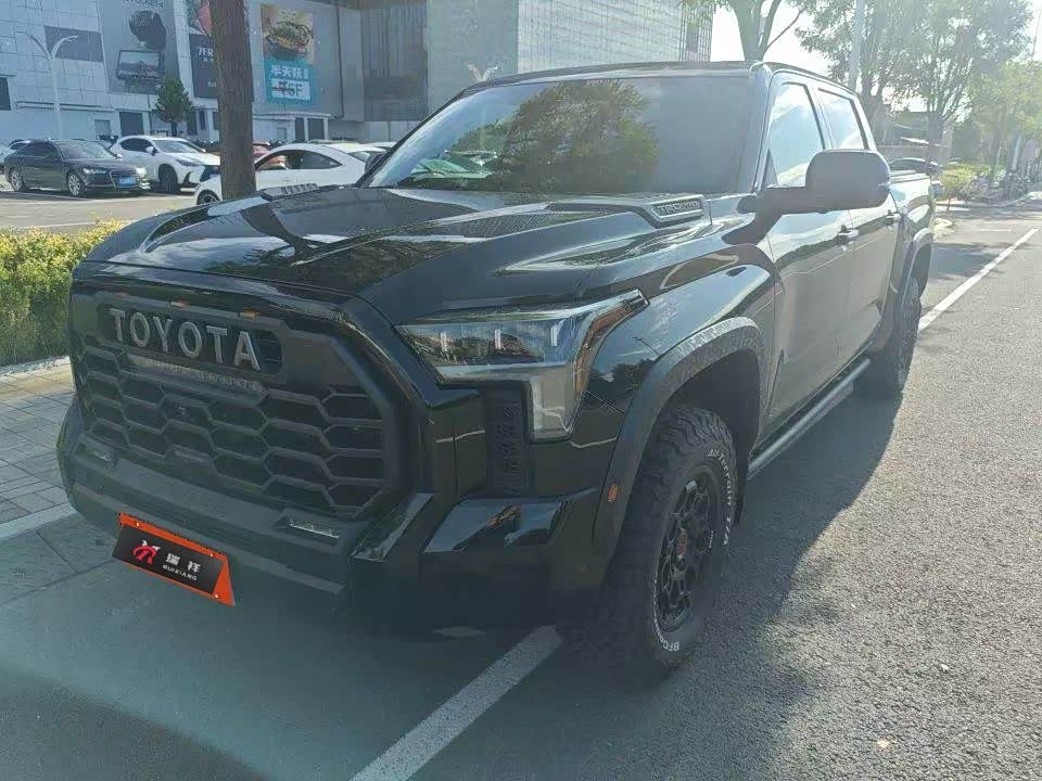 Toyota Tundra