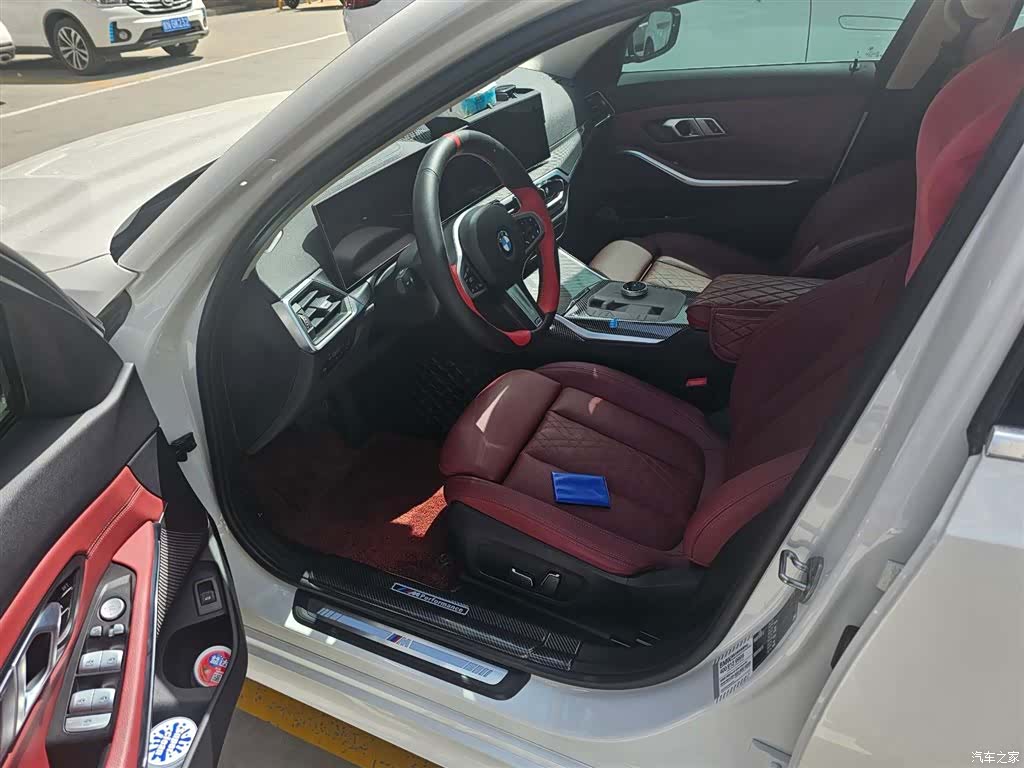 BMW 3 Series, 2024 все фото