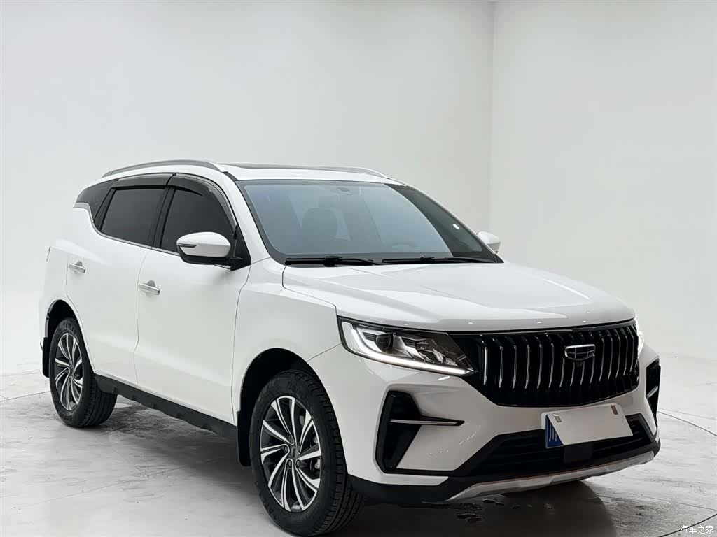 Geely X6, 2022 3