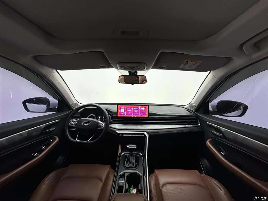 Geely X6, 2022 10