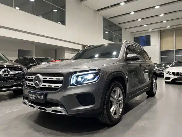 Mercedes-Benz GLB 2022 — купить из Китая под заказ