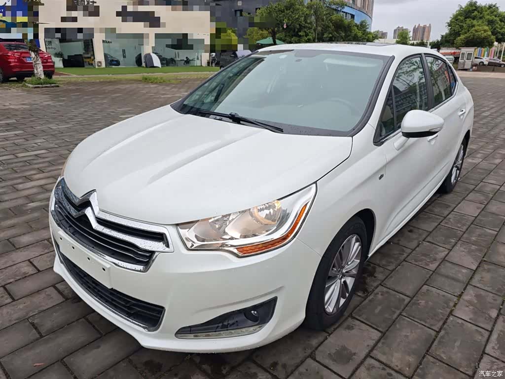 Citroen C4, 2015 1