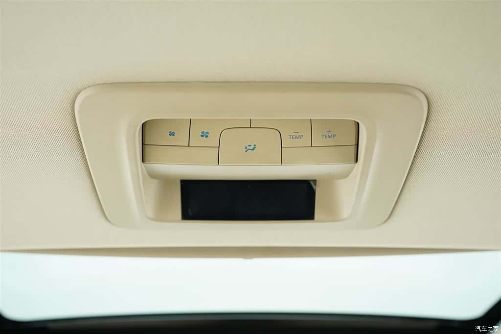 Buick GL8, 2014 21