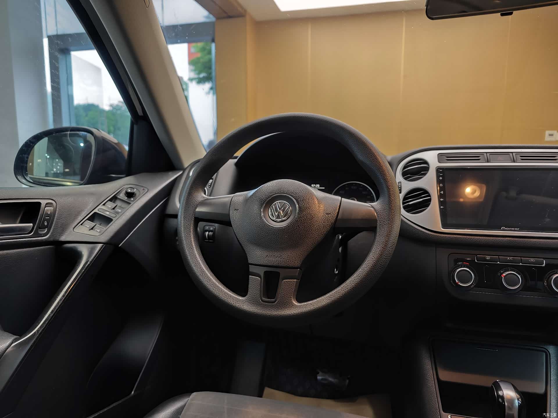 Volkswagen Tiguan, 2014 14