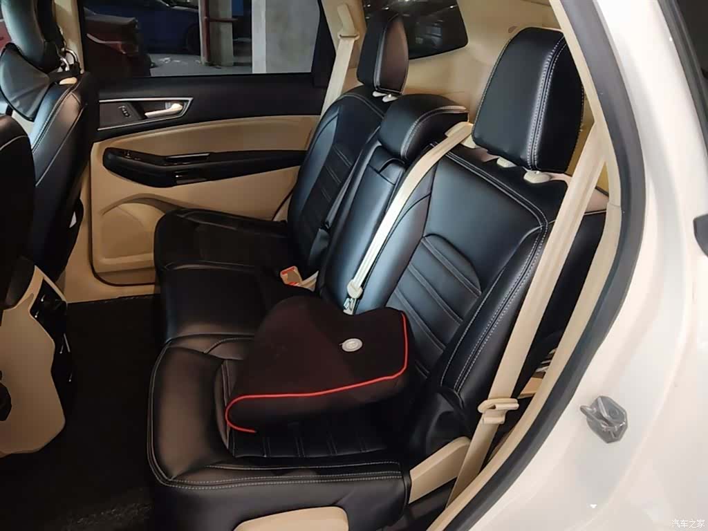 Ford Edge, 2016 17