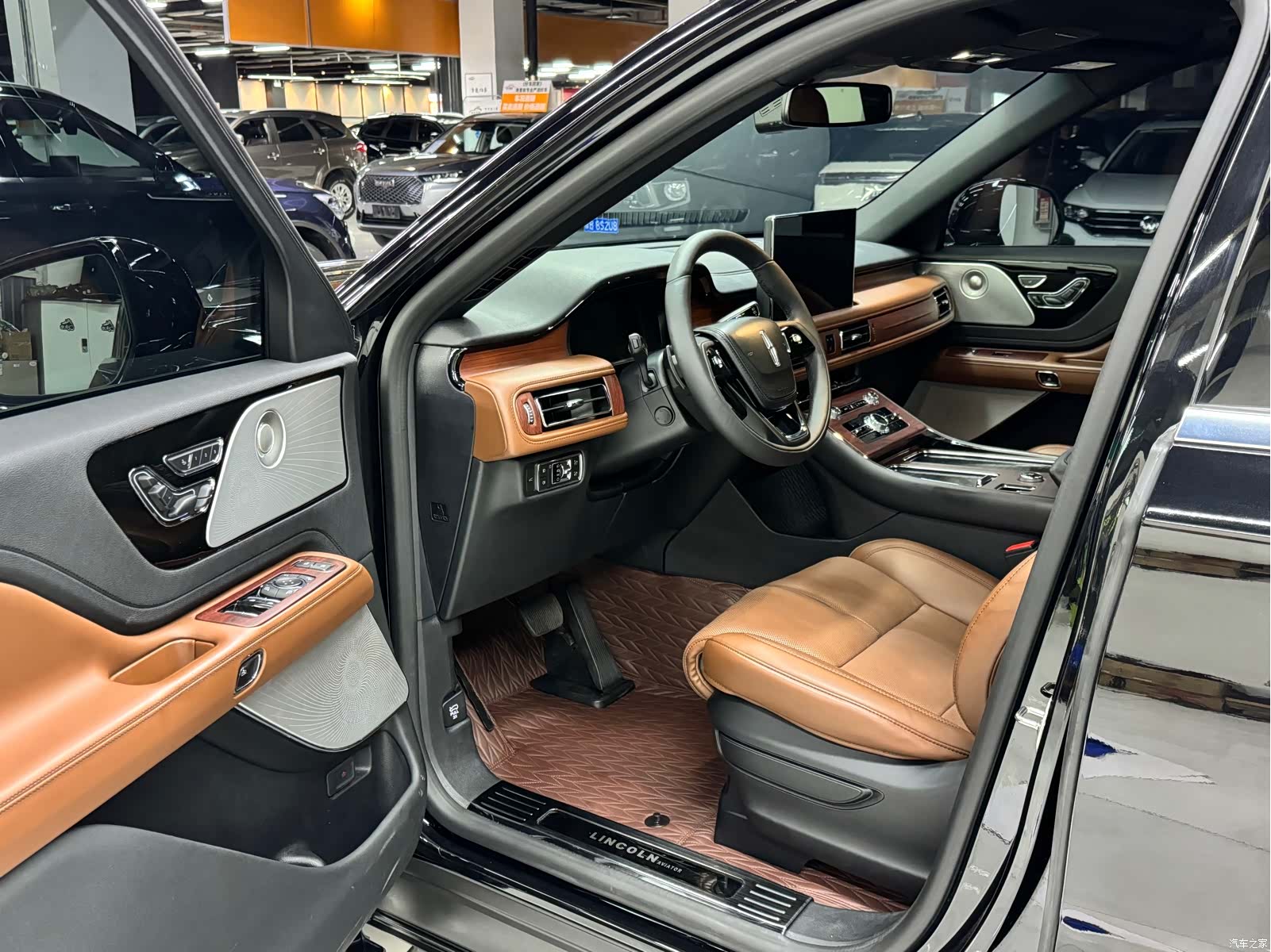 Lincoln Aviator, 2021 7