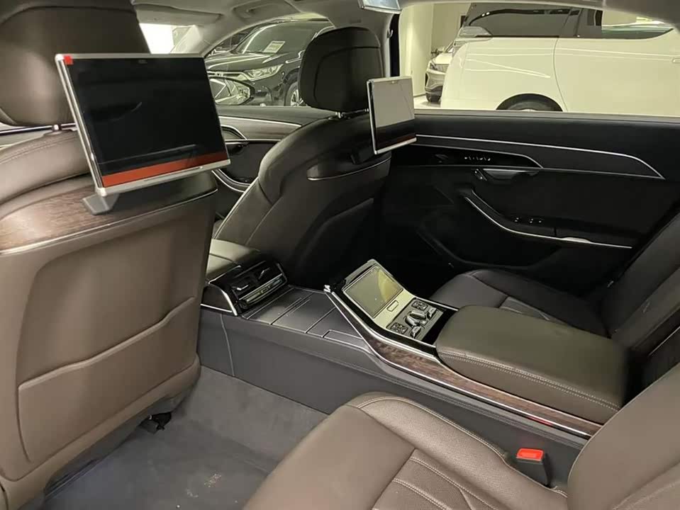 Audi A8 Audi A8