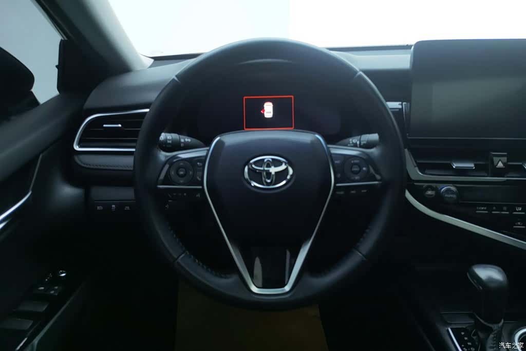 Toyota Camry, 2023 15