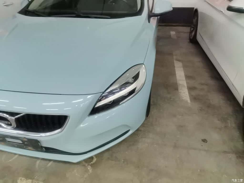Volvo V40, 2016 24