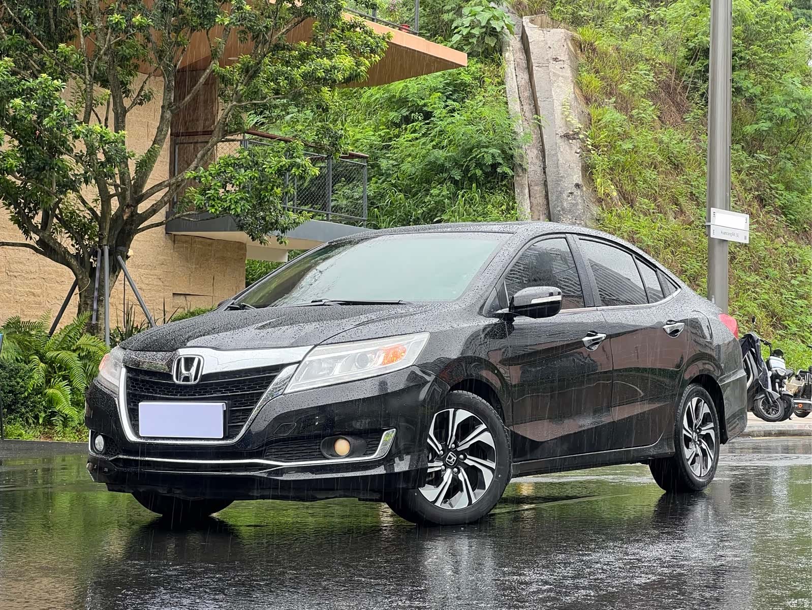 Honda Crider, 2017 1