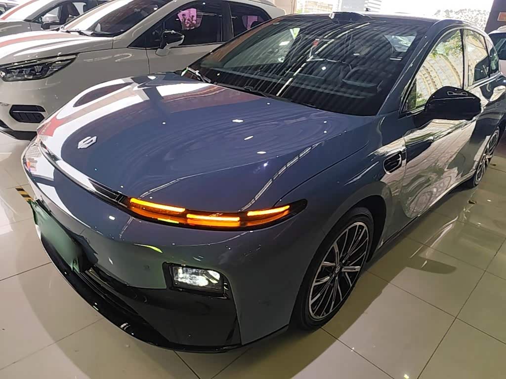 Leapmotor B01