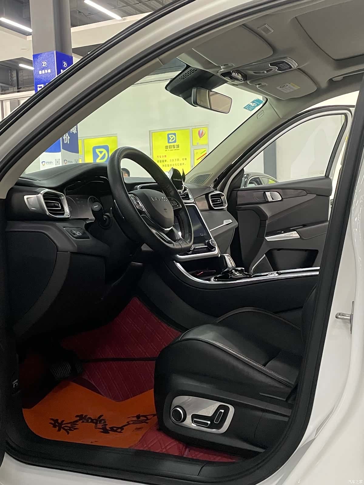 Lynk & Co 01, 2018 11